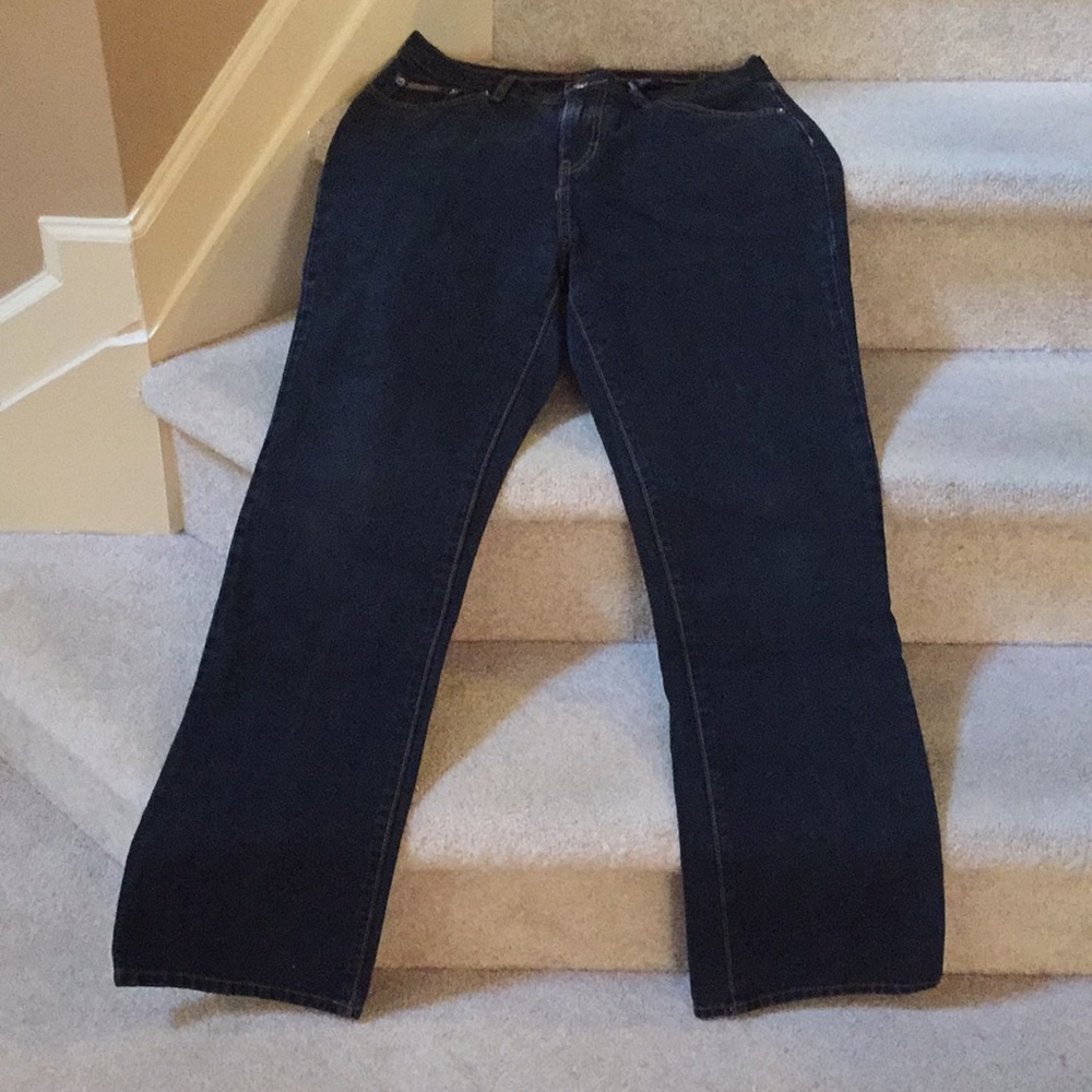 Calvin Klein size 8 length 30 bootcut jeans